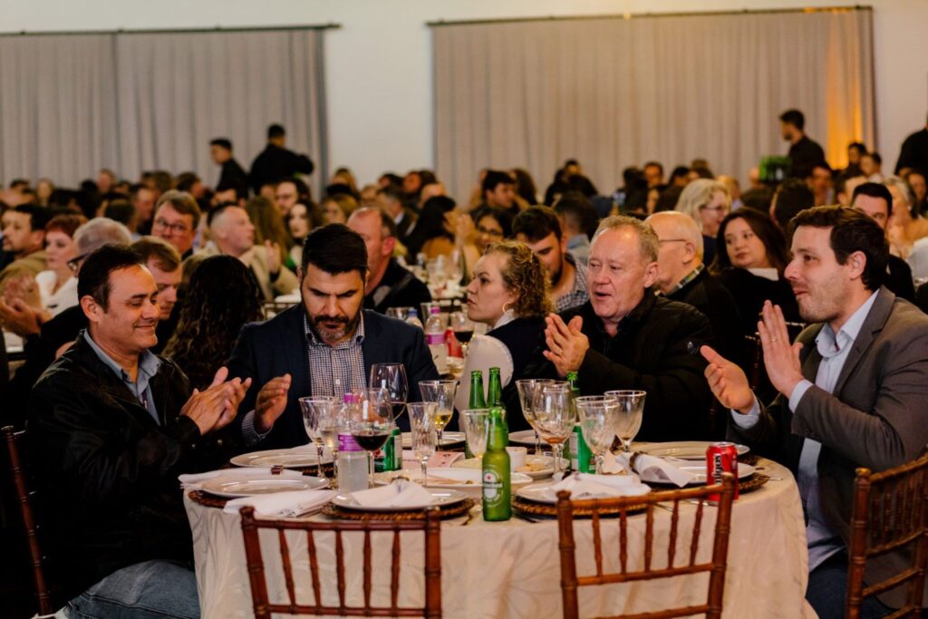 JMK-05-2025-48-1-1536×1024